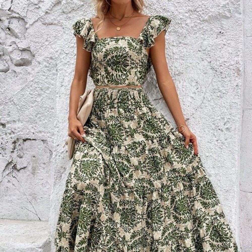 Women's Green Casual Allover Print Ruffle Trim Top & Skirt S Bohemian Festival